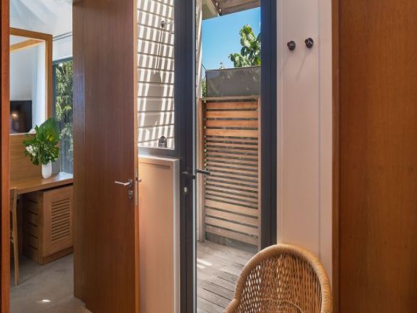 St. Barts Home 964341