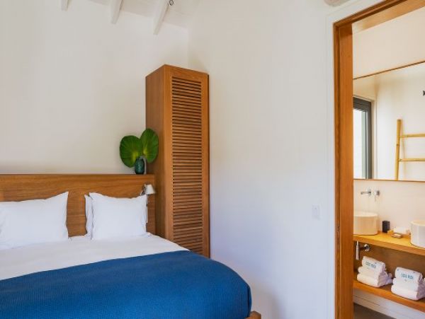 St. Barts Home 964341