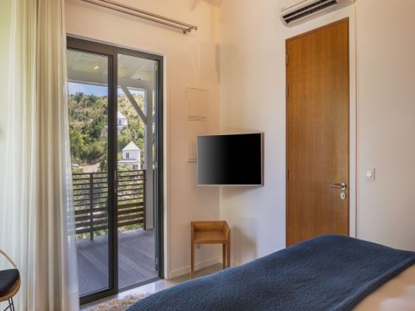 St. Barts Home 964341