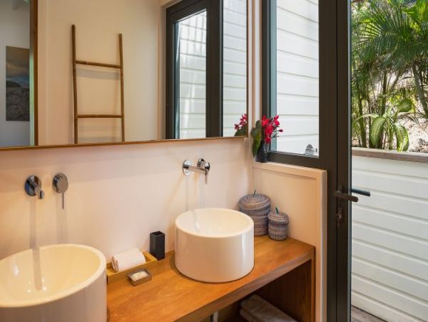 St. Barts Home 964341