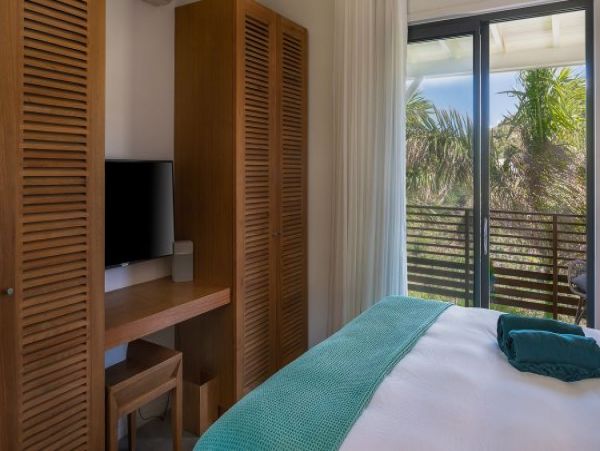 St. Barts Home 964341