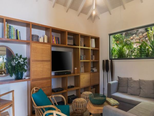 St. Barts Home 964341