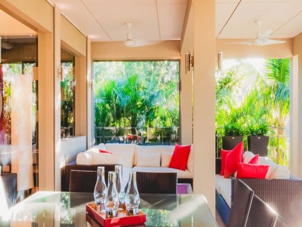 St. Barts Home 964345