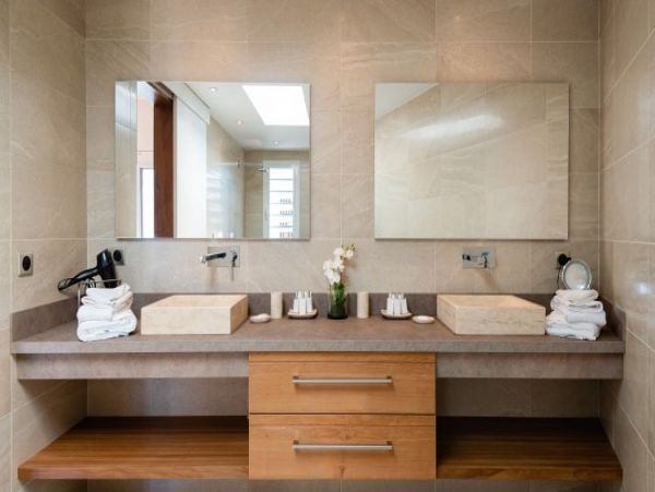 St. Barts Home 964347