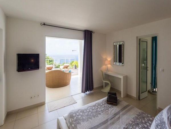 St. Barts Home 964349