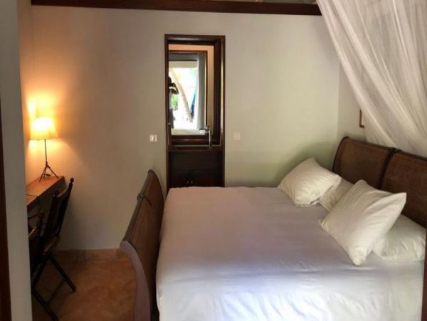 St. Barts Home 964351