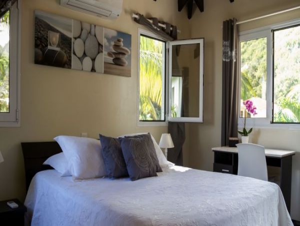 St. Barts Home 964355