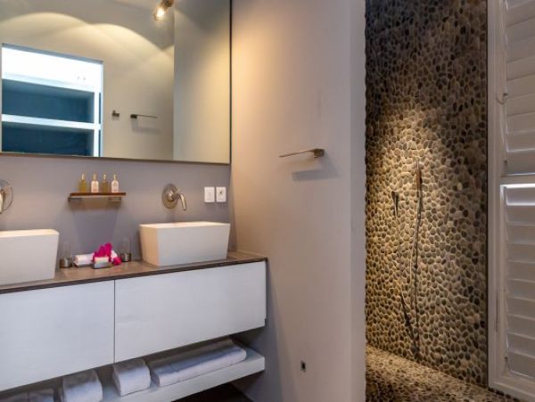 St. Barts Home 964356