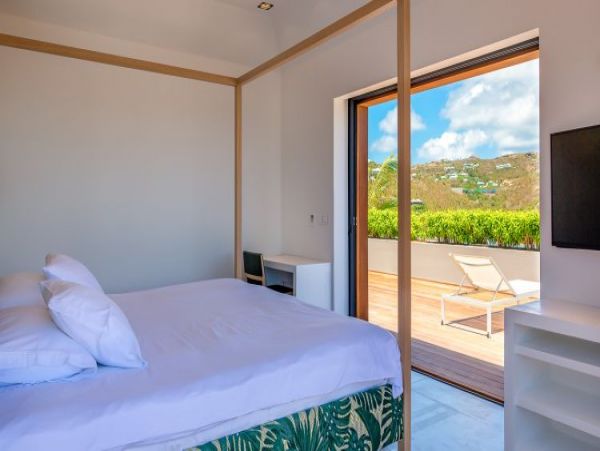 St. Barts Home 964356