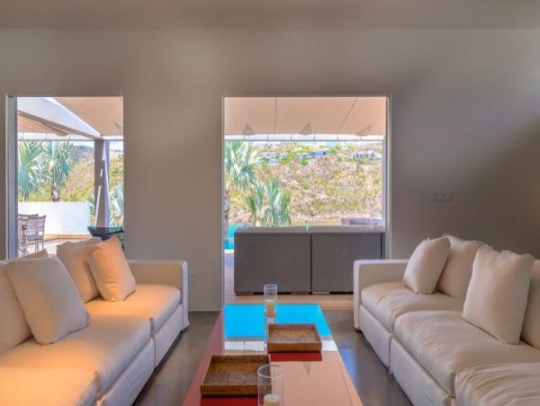 St. Barts Home 964356