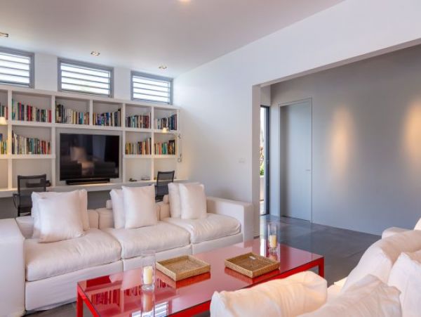 St. Barts Home 964356