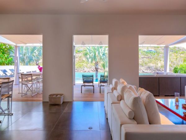 St. Barts Home 964356