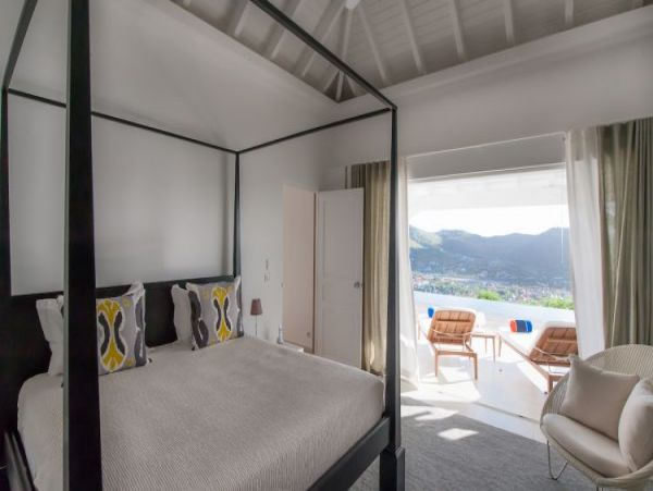 St. Barts Home 964357