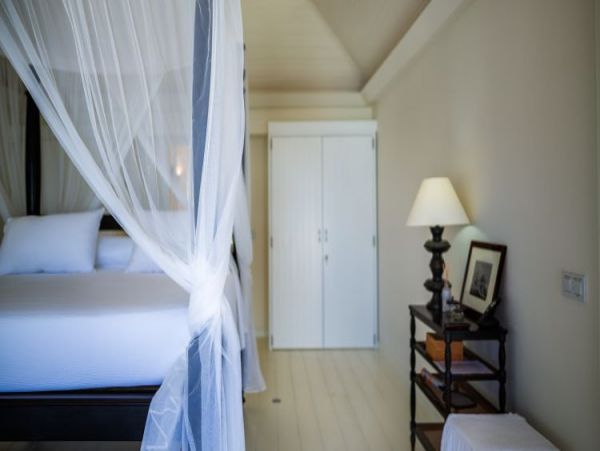 St. Barts Home 964359