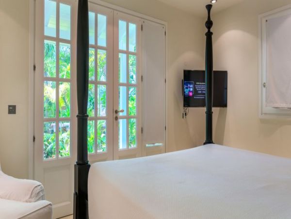 St. Barts Home 964359