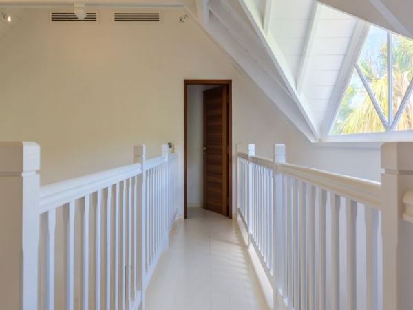 St. Barts Home 964359