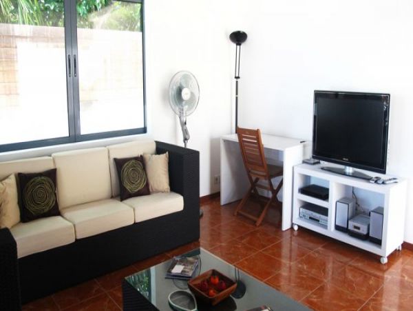 St. Barts Home 964360