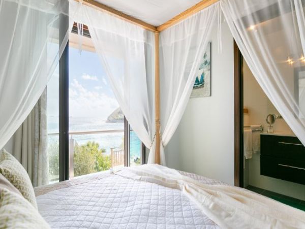 St. Barts Home 964365