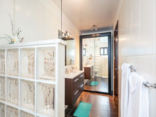 St. Barts Home 964365