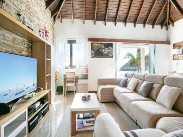 St. Barts Home 964365