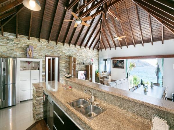 St. Barts Home 964365