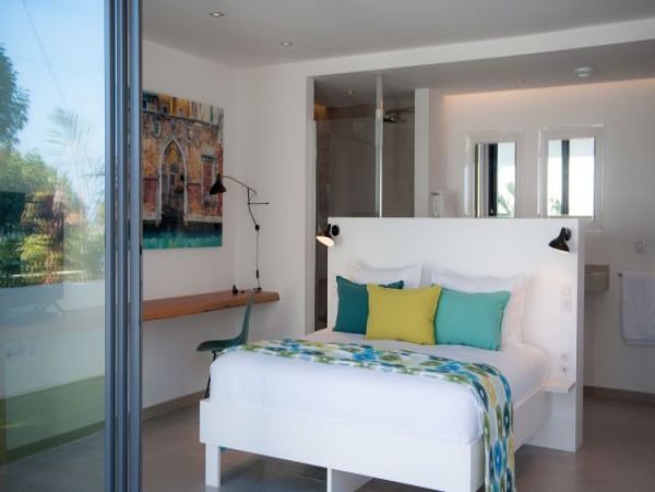 St. Barts Home 964366