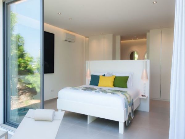 St. Barts Home 964366