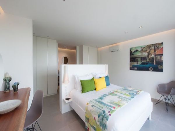 St. Barts Home 964366