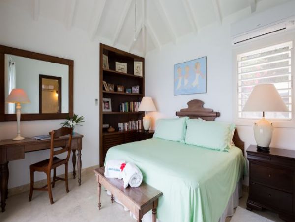 St. Barts Home 964368