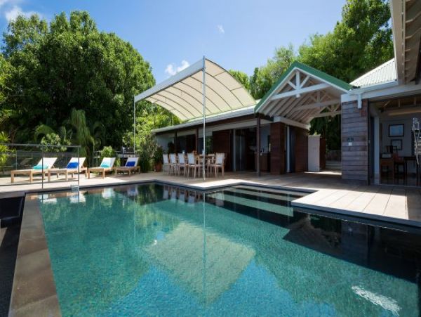 St. Barts Home 964368