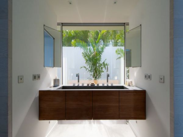 St. Barts Home 964370