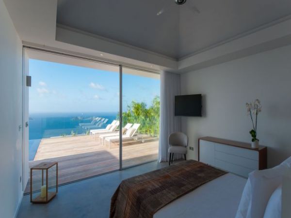 St. Barts Home 964370