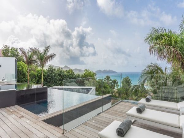 St. Barts Home 964371