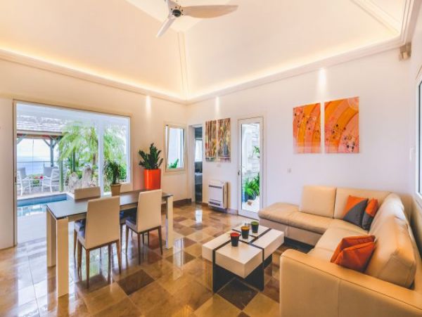 St. Barts Home 964373