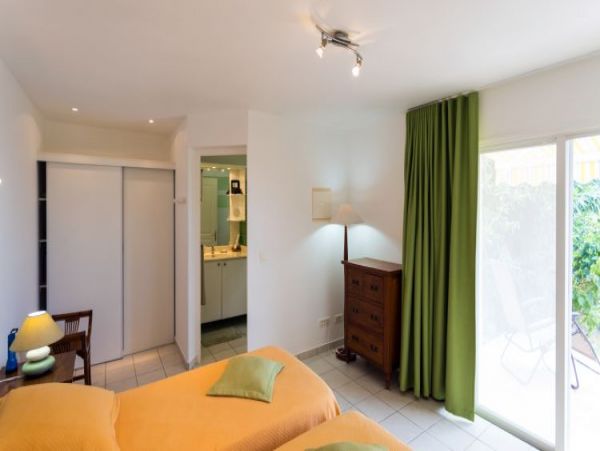 St. Barts Home 964374