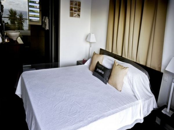 St. Barts Home 964375