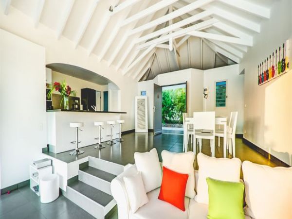 St. Barts Home 964375