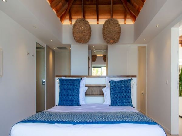 St. Barts Home 964376