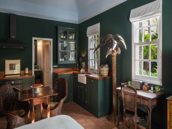 St. Barts Home 964378