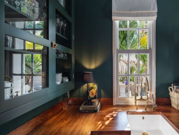 St. Barts Home 964378