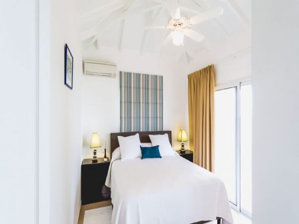 St. Barts Home 964379