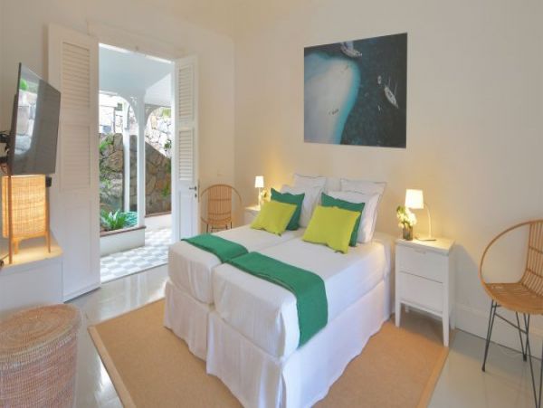 St. Barts Home 964380
