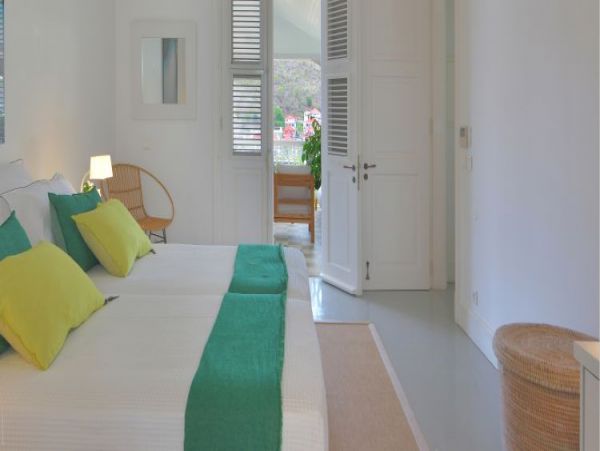 St. Barts Home 964380