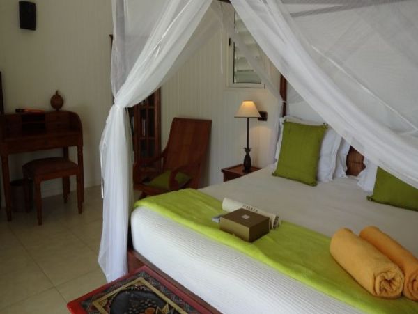 St. Barts Home 964381