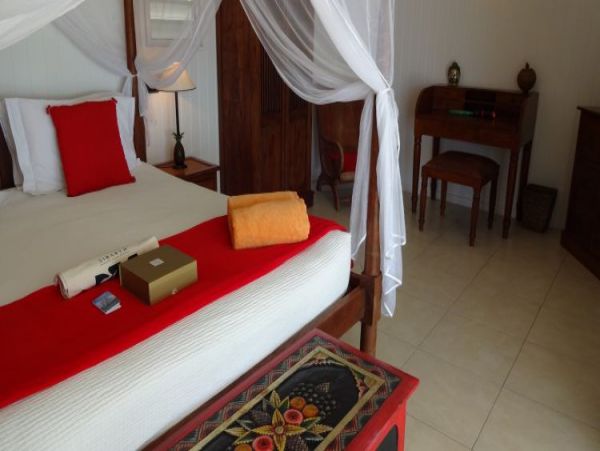 St. Barts Home 964381