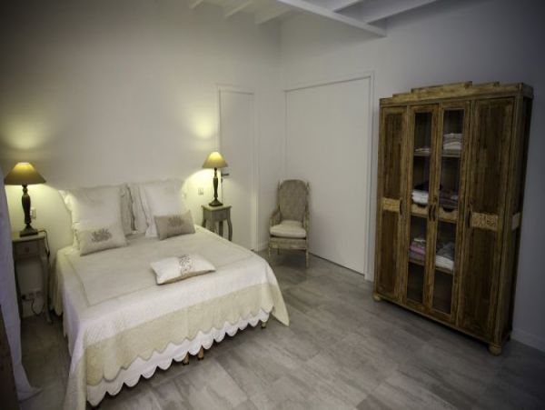 St. Barts Home 964382