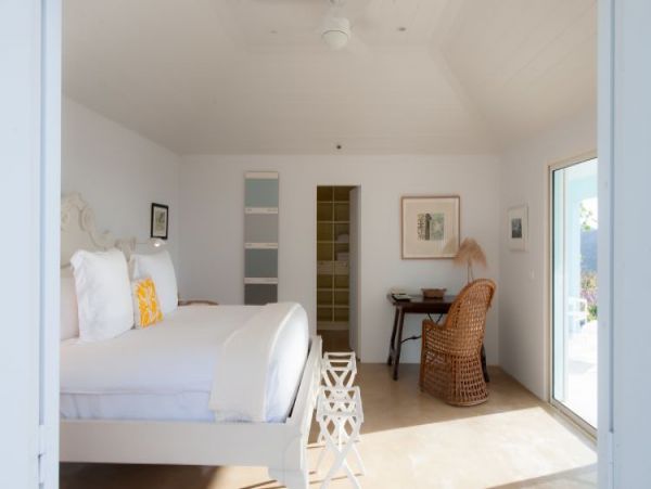 St. Barts Home 964383