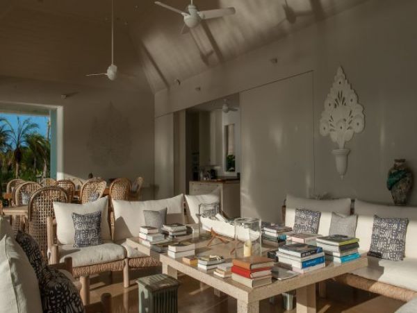 St. Barts Home 964383
