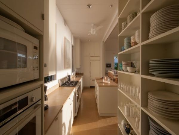 St. Barts Home 964383