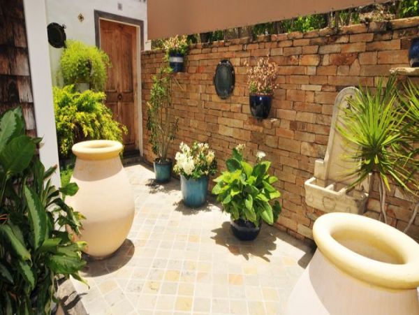 St. Barts Home 964384